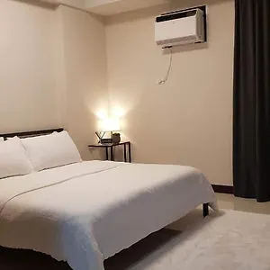 101 Newport Blvd C2 4f By Rechelle Nunag ***** Pasay